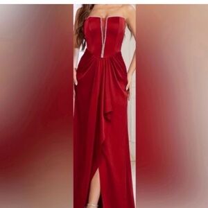 Elegant Red Strapless Evening Gown